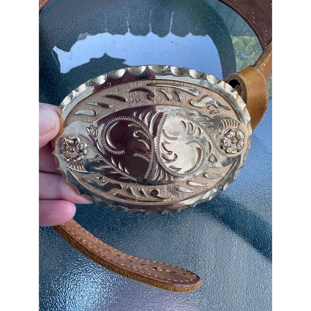 The Cattleman Vintage Tan Leather Western Belt Gold Engraved Trophy Buckle 32
